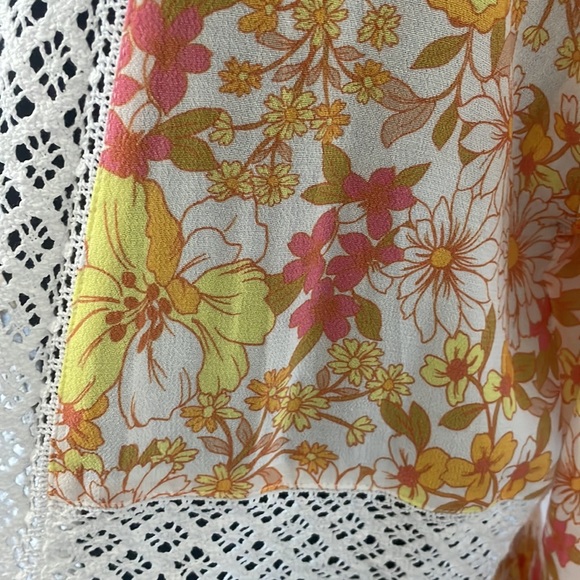 NWOT Idyllwind Fueled by Miranda Lambert Yellow Floral & Lace Duster Kimono - Picture 4 of 7